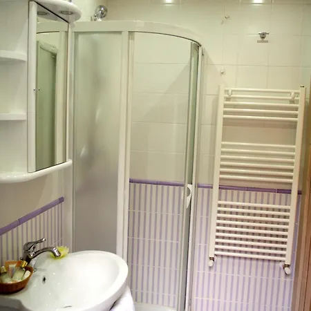 Sleeppo Bed and breakfast 4*
